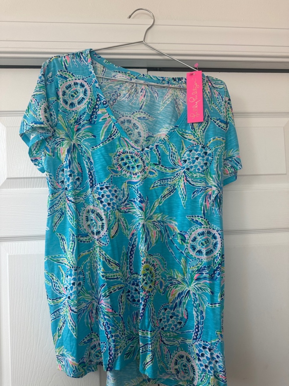 NEW Lilly Pulitzer - Etta Vneck in Bermuda Blue  Tuttle - XL